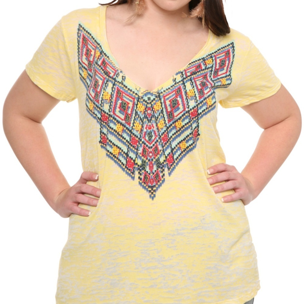New! Torrid sz‎ 3 Navajo Burnout Yellow Boho Studded Tee 3x